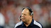 Mike Holmgren says Seahawks should hire an offensive coach