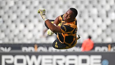 Itumeleng Khune told to leave Kaizer Chiefs