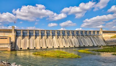 Texas lake overfull after heavy rainfall, forcing dam release