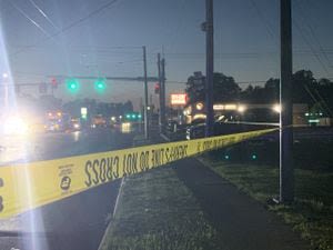 2 dead after motorcycle crash in Montgomery County