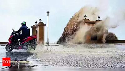 Heavy rain continues in South Gujarat, sea turns rough | Surat News - Times of India