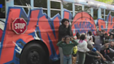 Bus tours NYC to support the Knicks and provide neighborhood basketball