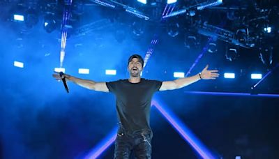 Enrique Iglesias enciende el Foro de las Estrellas con sus mejores éxitos