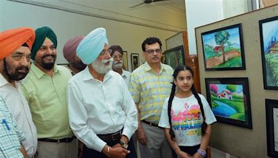Fine arts academy hosts exhibition featuring child artists in Amritsar