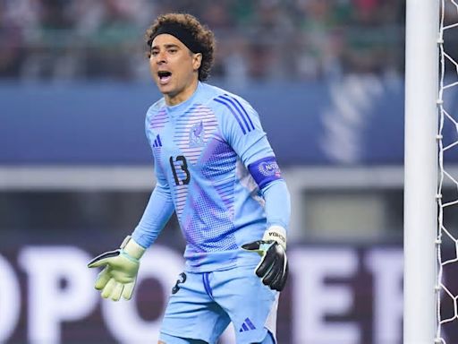 Guillermo Ochoa anuncia su retiro del Salernitana a final de temporada y ya busca equipo