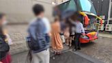 新竹住宅火警2消防殉職！ 住戶逾300人中午全脫困 遊覽車接駁安置