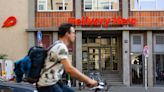 Delivery Hero Shares Fall on €400 Million Antitrust Fine Warning