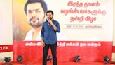 Actor Karthi Treats Blood Donor Fans To A Grand feast!