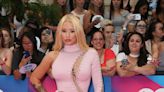 Iggy Azalea revela su debilitante lucha contra la ciática