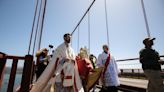 PHOTOS: Jesus Crosses the Golden Gate Bridge at Start of National Eucharistic Pilgrimage