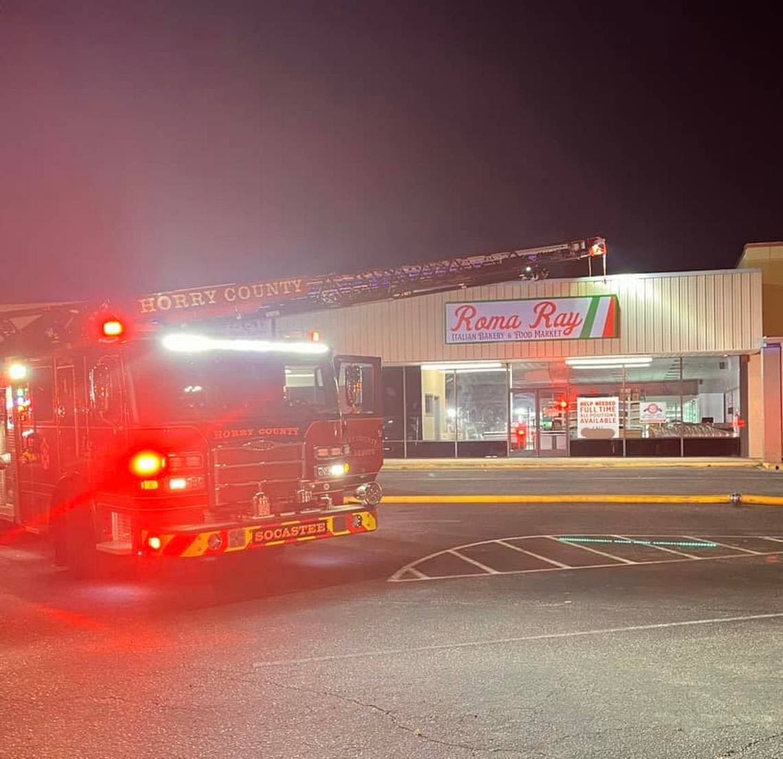 Surfside Beach, SC restaurant catches fire in early morning hours, fire crews report