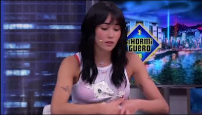 El divertido 'tierra, trágame' de Aitana en un vuelo a Chile - MarcaTV