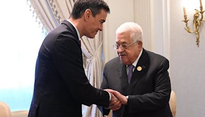 Sánchez conversa con Abbas tras anunciar en el Congreso el reconocimiento del Estado palestino