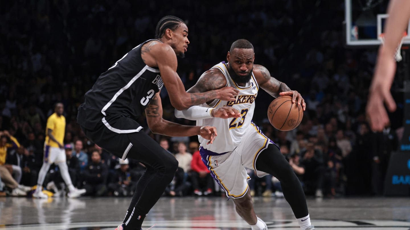 Report: Lakers Trying Trade with Nets