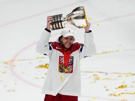 Bruins’ David Pastrnak scores as Czech Republic takes home hockey world championship - The Boston Globe