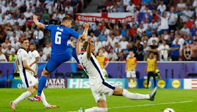 Euro PIX: England top group; Slovenia reach last 16