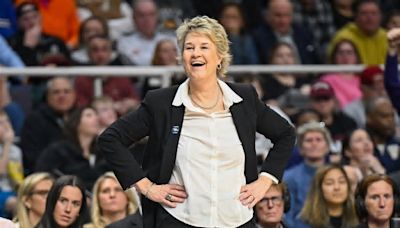 Lisa Bluder Net Worth: What is her salary as head coach of Iowa women's basketball team?