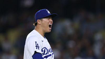 Yoshinobu Yamamoto goes deep, so do Max Muncy & Gavin Lux in Dodgers rout of Marlins