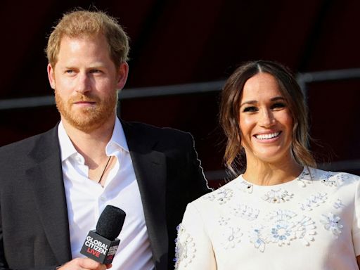 Prince Harry and Meghan Markle need to zip this one behaviour to end their long-standing feud with the crown