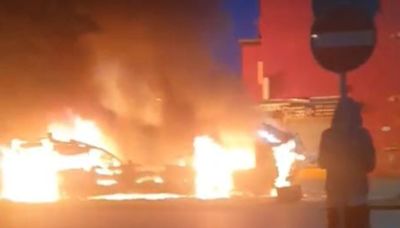 Riot in Leeds as police car overturned, bus torched and fires in Harehills neighbourhood