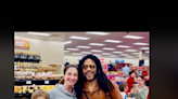 Rock legend Lenny Kravitz paid a visit to Daytona Beach Buc-ee's. See the video