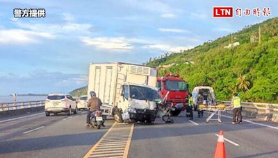 影片曝光！職業軍人騎重機 住家附近疑逆向撞貨車身亡（警方提供/翻攝自「台東就醬玩」即時影 - 自由電子報影音頻道