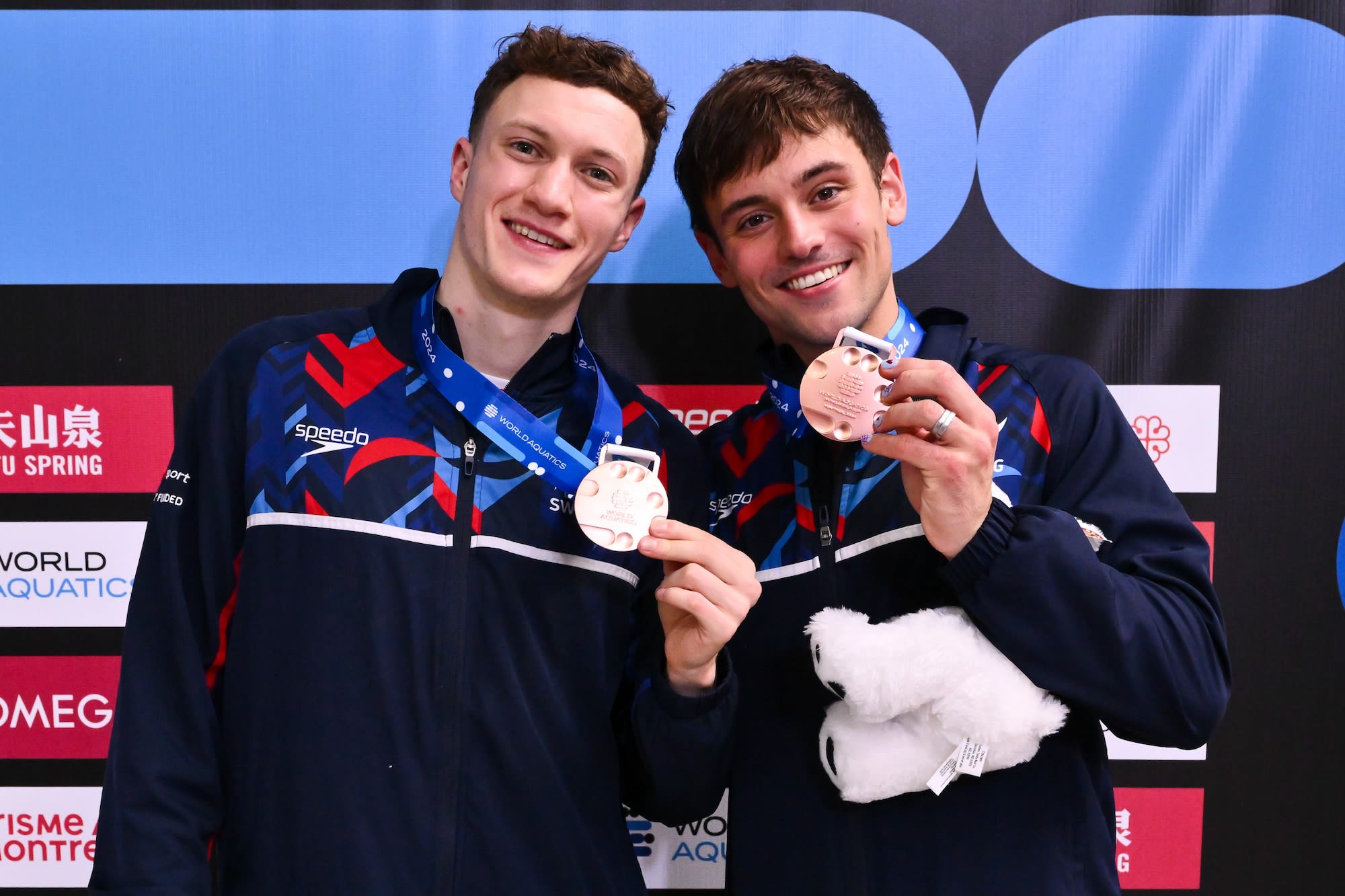 Olympian Tom Daley Reveals the NSFW Gift He Knitted for Diving Partner Noah Williams