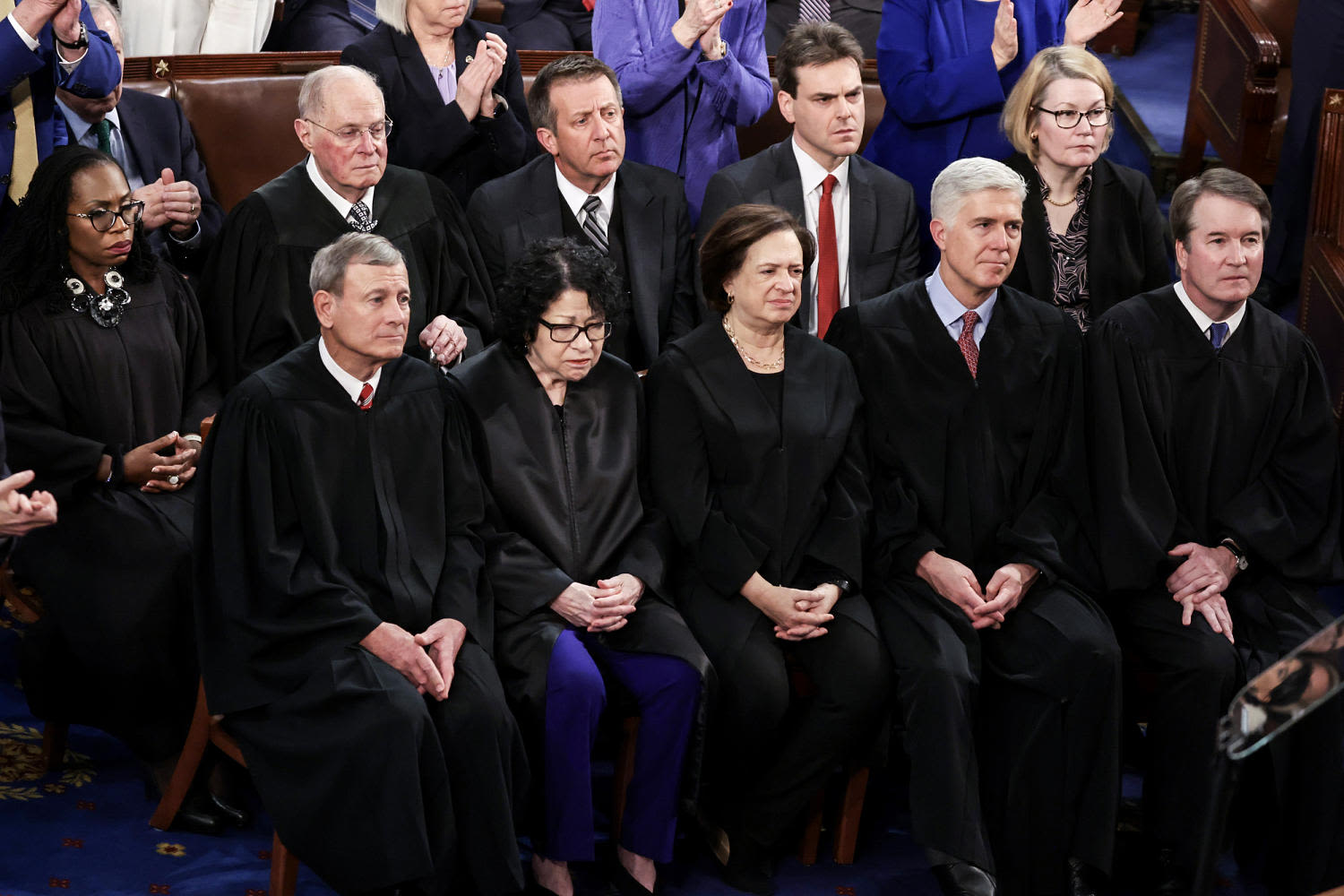 Maddow Blog | Public confidence in Supreme Court justices keeps getting worse