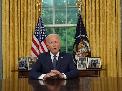 In Oval Office, Biden stresses unity after Trump assassination attempt