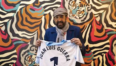 Juan Luis Guerra y su guiño al Málaga CF en el Selvatic Fest