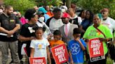 During Southeast prayer walk, DC’s police chief calls for healing, end to gun violence - WTOP News