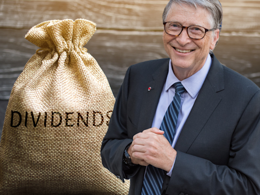 Bill Gates Is Raking In Over $1.26 Million Per Day In Dividend Income. Here Are The 5 Stocks Paying Him The Most