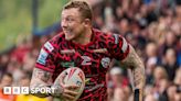 Super League: Leigh Leopards 40-12 Salford Red Devils