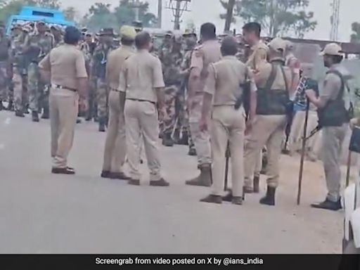 Demolition Drive Leads To Clashes And Stone-Throwing In J&K, 6 Cops Injured