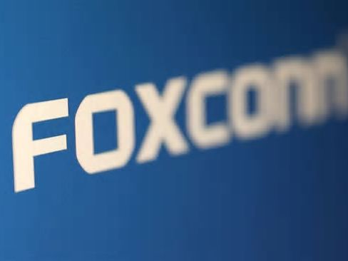 Foxconn's Q1 profit to jump from low base, AI to power growth