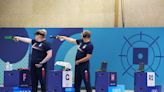 Serbia gana el oro por equipos mixtos en tiro con pistola de aire comprimido
