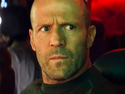 “Megalodón 2: La fosa”: Jason Statham naufraga en una de las peores películas del año, estreno en Movistar Plus+