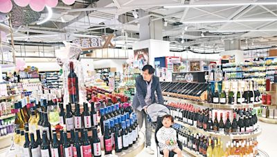 東方日報B1：華上月工業固投遜預期 僅零售增3.7%有轉機