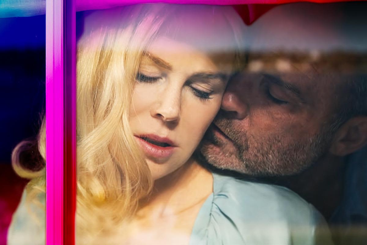 ‘The Perfect Couple’: Nicole Kidman and Liev Scheiber’s steamy window sex scene is all about “keeping secrets”