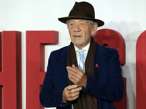 Ian McKellen won't return to 'Player Kings' after onstage fall