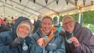 Dedicated nurses complete swim challenge in memory of colleague