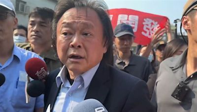 社子島會勘爆衝突！抗議民眾怒吼滾蛋 王世堅反嗆不要臉混蛋：少放臭屁