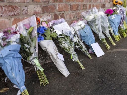 Hundreds at vigil mourn 3 girls killed in stabbing at UK dance class