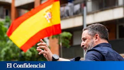 Carta de Abascal a Feijóo: le ofrece un frente común "contra el golpe" si rompe con Sánchez