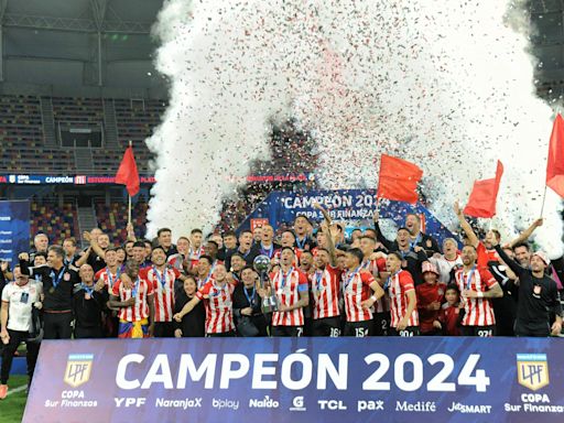 El gesto del Estudiantes campeón de la Copa de la Liga con Altamirano, el jugador que casi se muere en el partido contra Boca