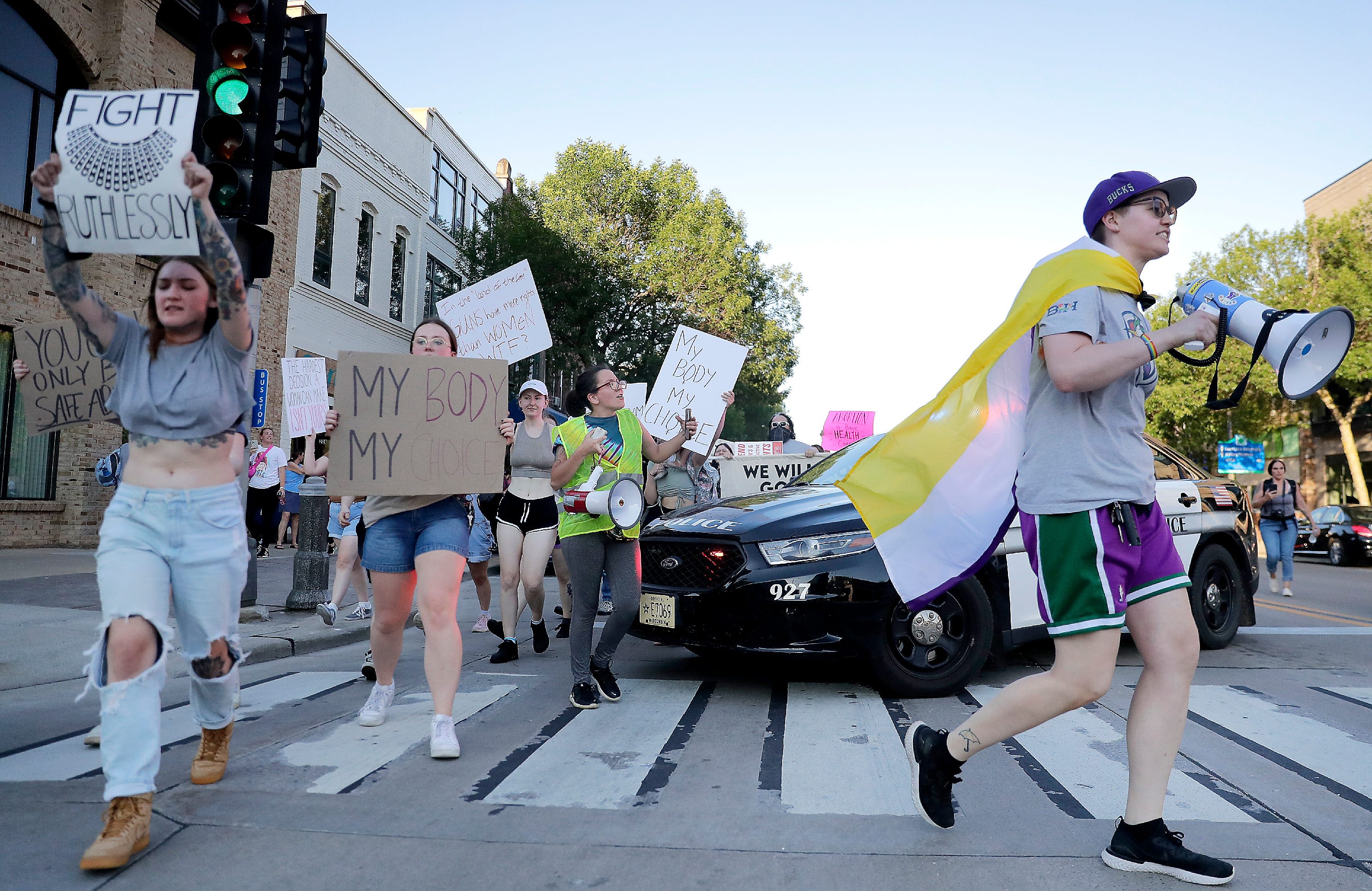 Appleton Area NOW to hold rally Sunday to mark 2 years since Supreme Court overturned Roe v. Wade