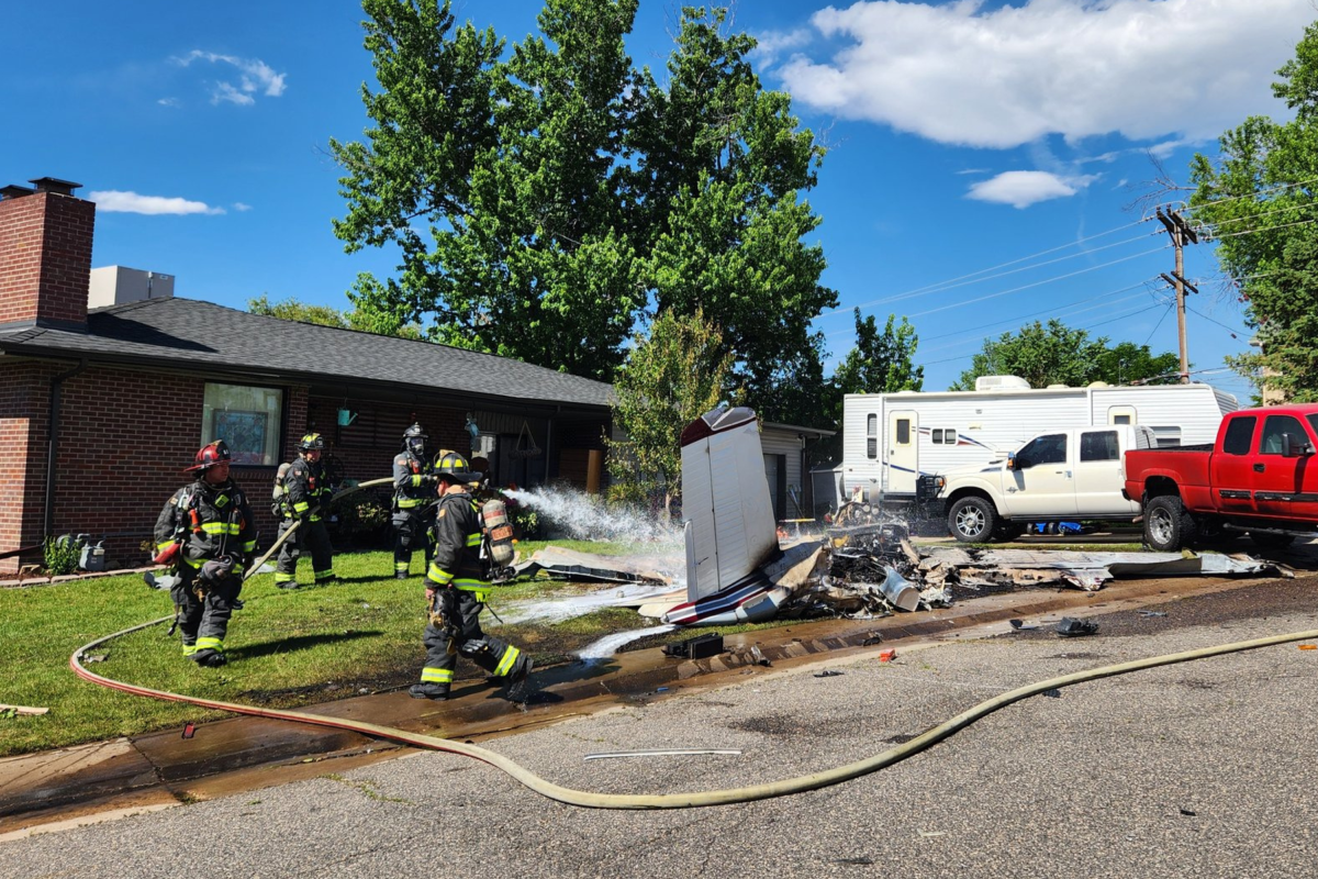 Plane crashes in neighborhood: "I heard screaming"