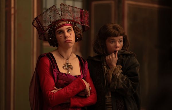 ‘The Decameron’ Review: Zosia Mamet and Tony Hale in Netflix’s Fitfully Funny Black Plague Comedy