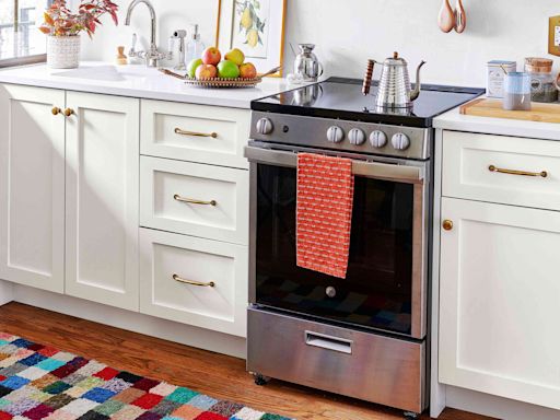 Why You Should Always Take A Photo Of Your Stove Before Vacation