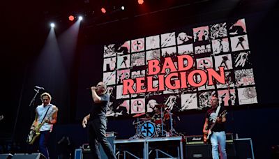 Bad Religion bassist remembers late-'80s stage dive gone wrong in Cincinnati
